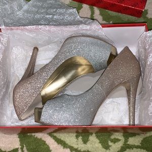 ✨ Guess Heels ✨